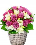 Roses and frescoes - Flower basket